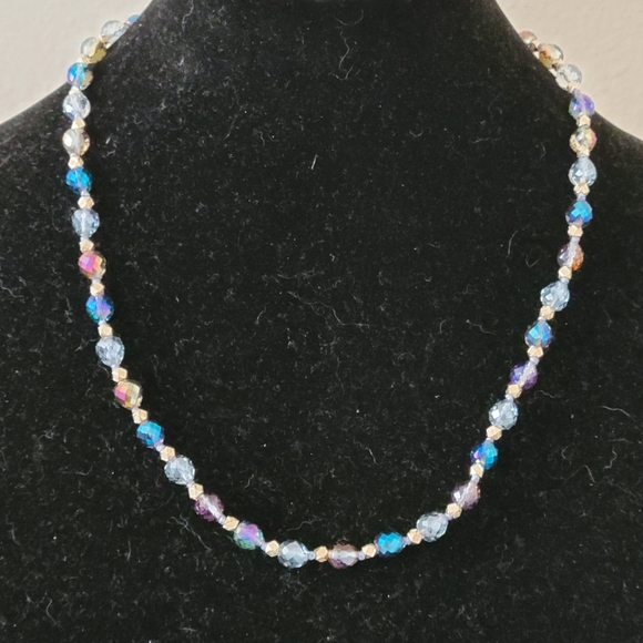 Artisan Jewelry - Gorgeous Swarovski Crystal Necklace